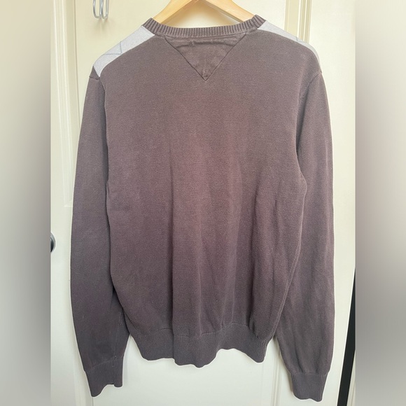 Tommy Hilfiger Argyle V-Neck Knit - Picture 2 of 3